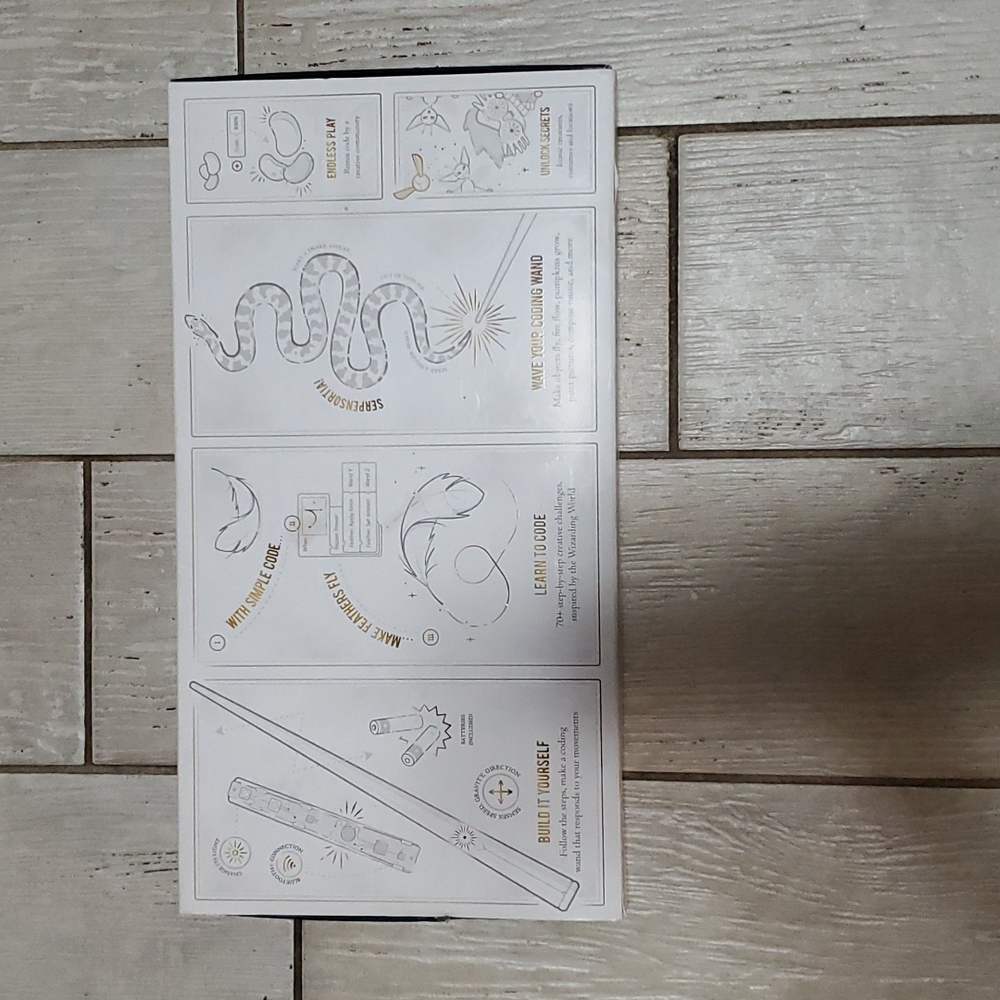 Harry Potter Coding Kit Build a Coding Wand - Picture 2 of 3
